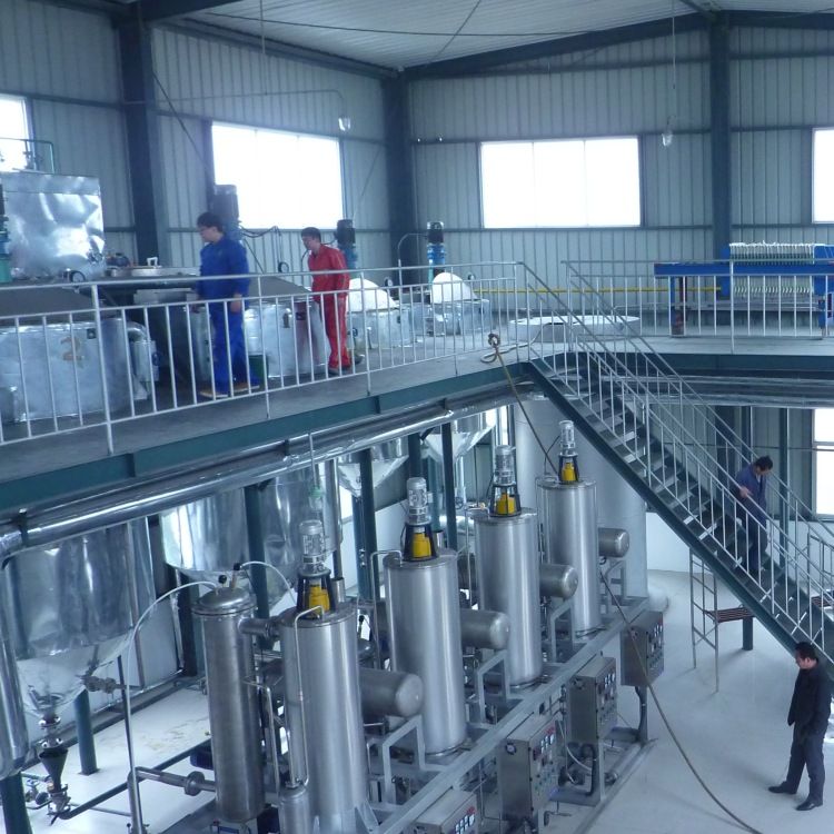 八角葷香油亞臨界低溫萃取設備工藝如何？低溫萃取優(yōu)勢是什么？