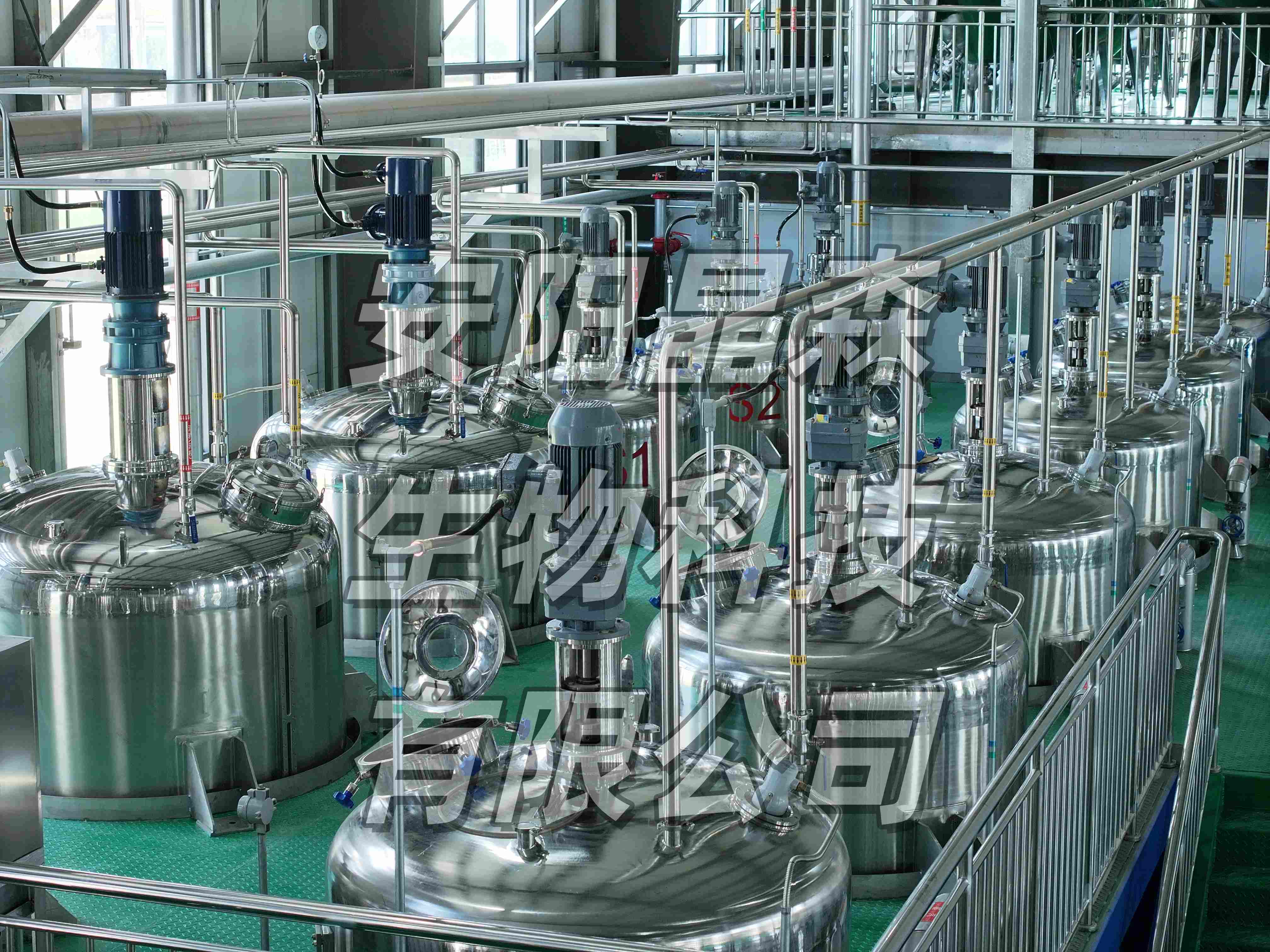 低溫萃取設(shè)備優(yōu)勢(shì)是什么？亞臨界低溫萃取適合嗎？